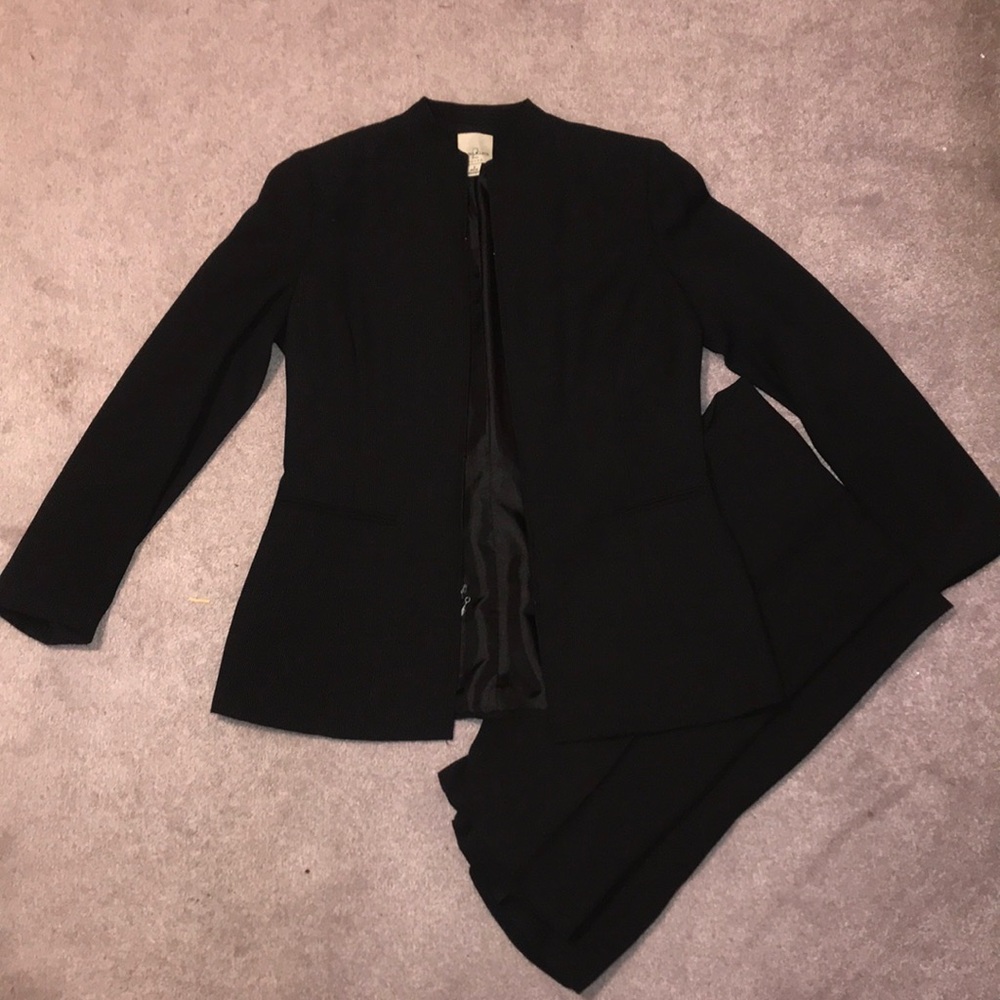 Anne Klein suit set